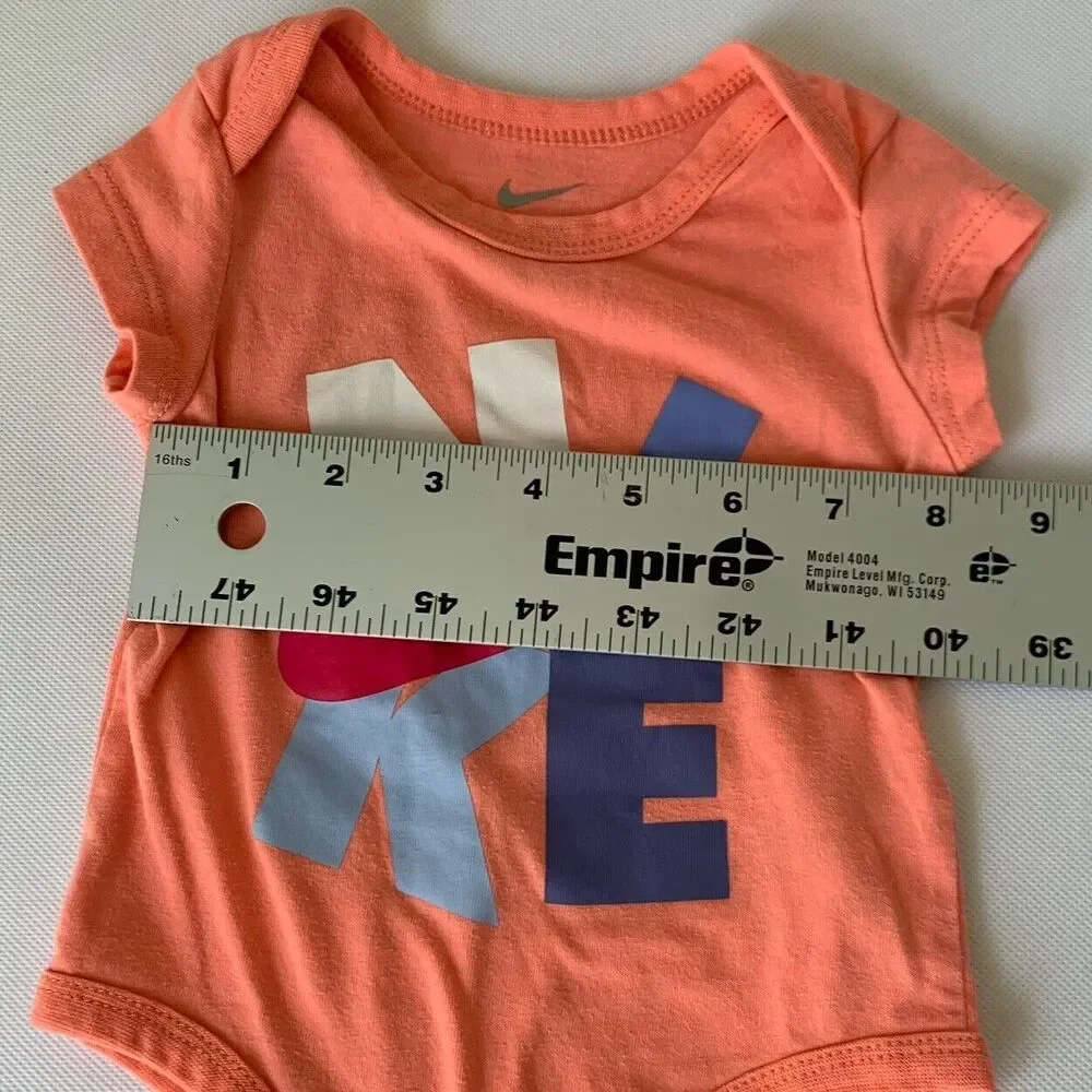 Nike Bodysuit One Piece Baby Girl 0-3 Month Pink Short Sleeve Spellout Snap Play
